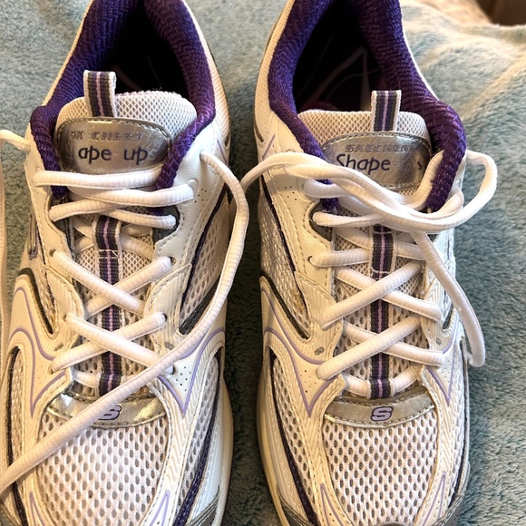 Skechers Shape-Ups Women's Toning Shoes SN 12320 Size 8.5 Silver Purple White - Picture 13 of 15